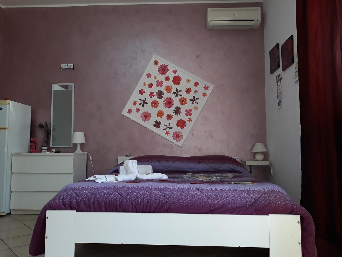 B&B La Gazza Ladra Carmiano  Extérieur photo
