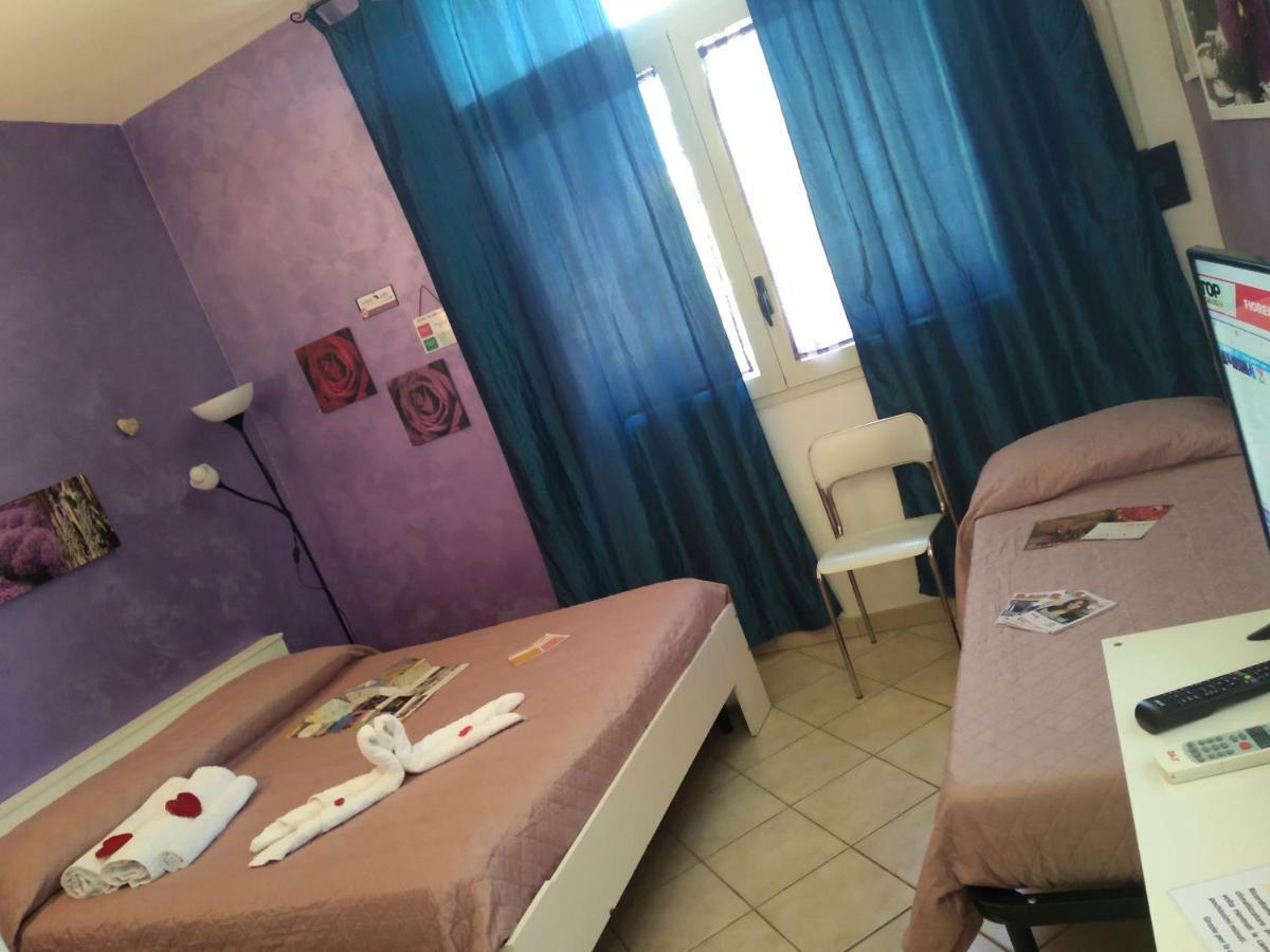 B&B La Gazza Ladra Carmiano  Extérieur photo