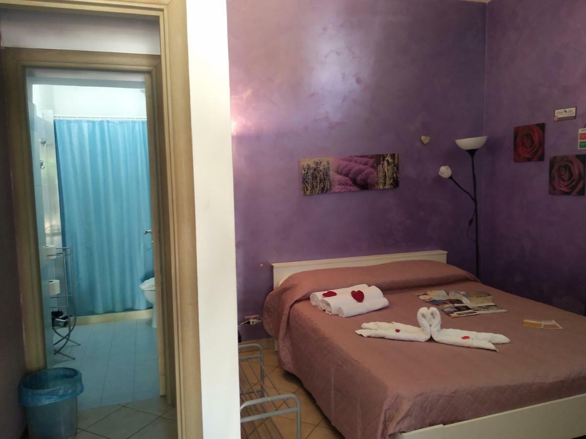 B&B La Gazza Ladra Carmiano  Extérieur photo